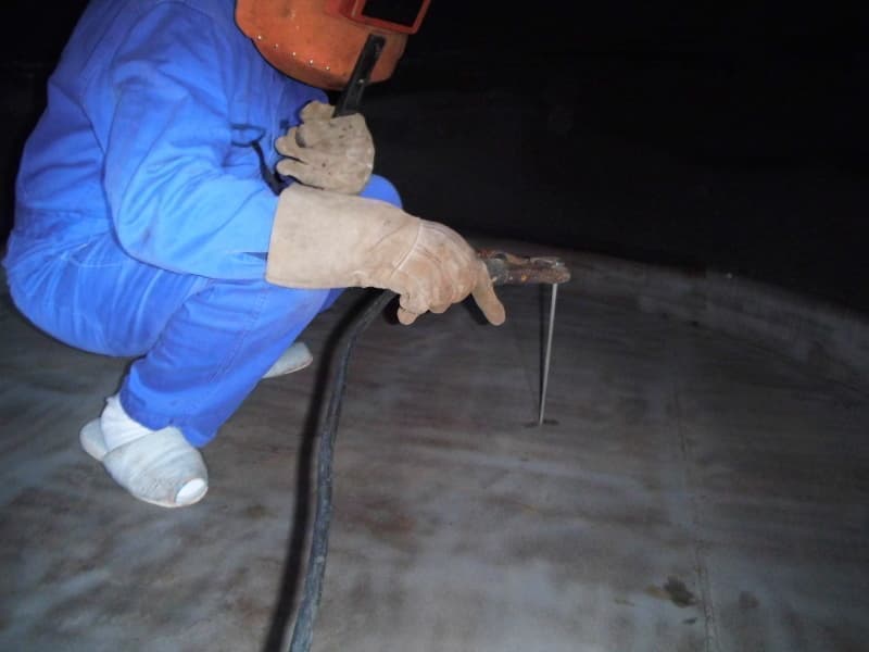 地下タンク内面フレークライニング