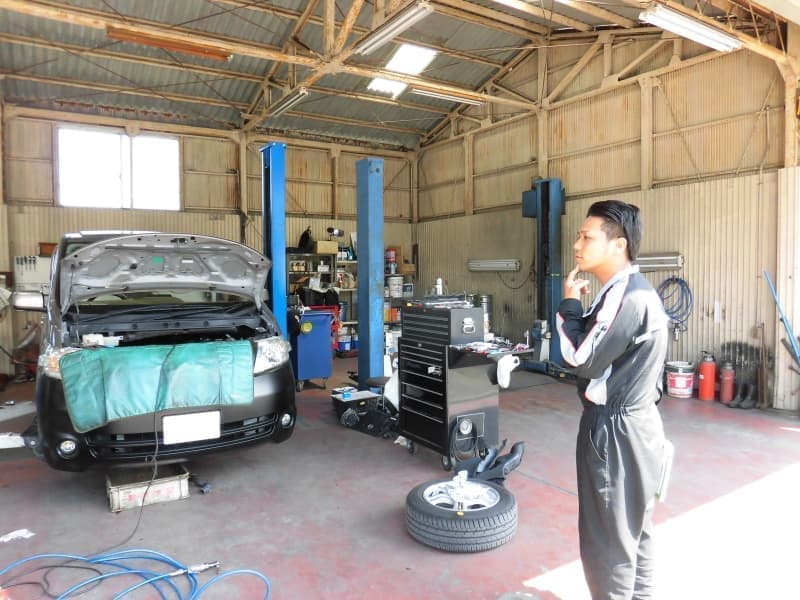 アットホームな整備工場